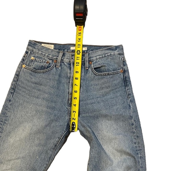 Levi’s Big E Wedgie Medium Wash Premium Jeans - Picture 2 of 11